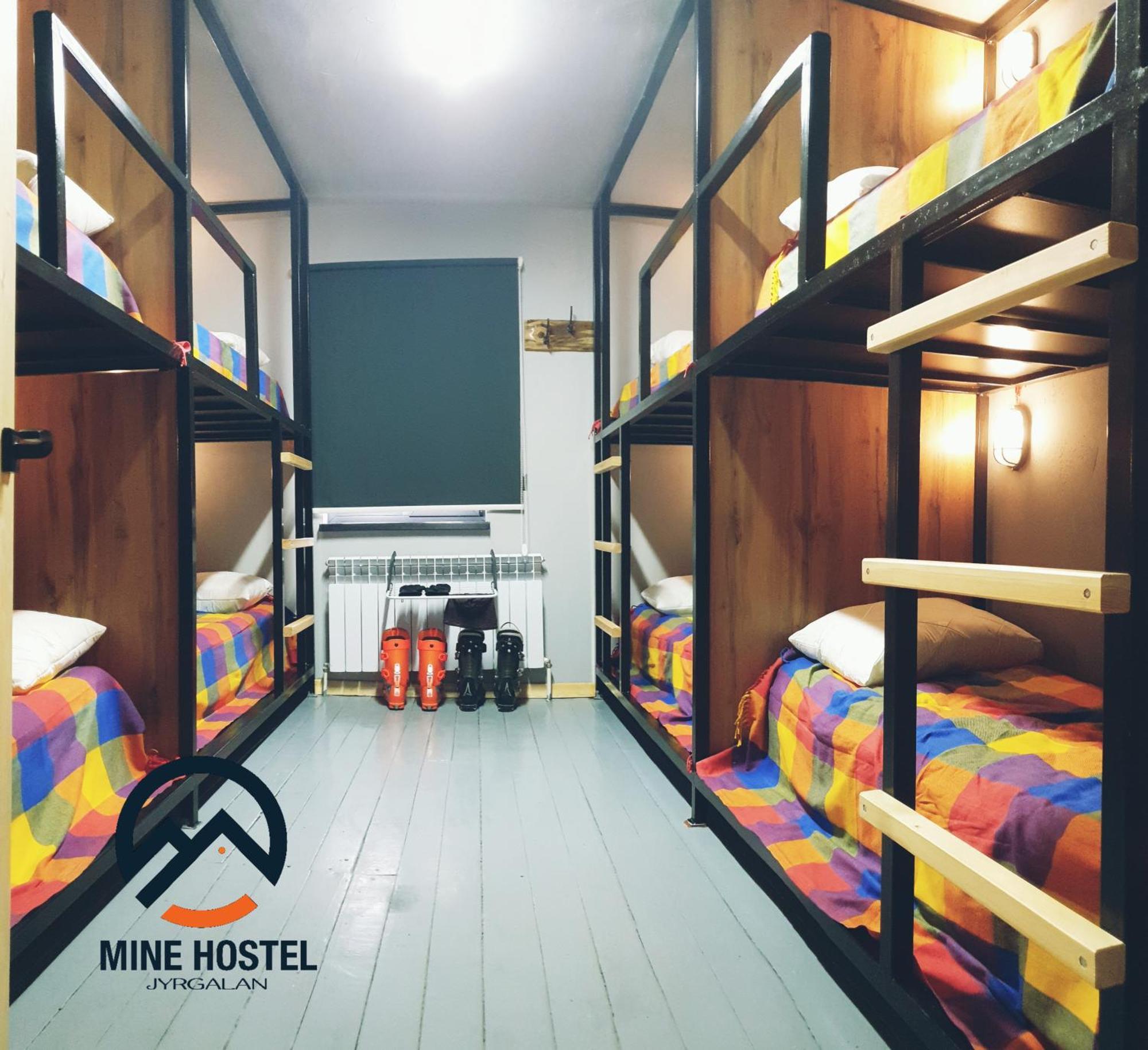 Jyrgalan Mine Hostel Dzhergalan מראה חיצוני תמונה